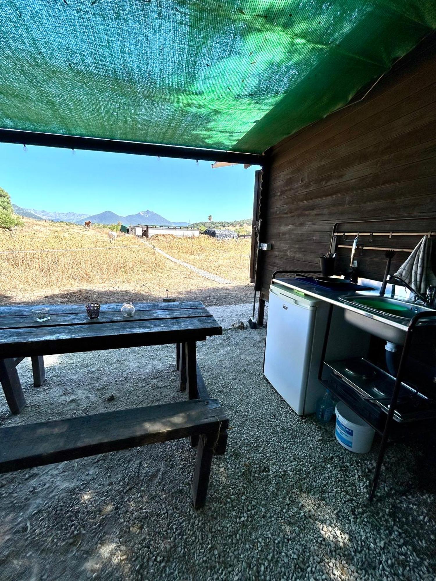 Cabana Rustica En Un Rancho Con Caballos, Prado Del Rey, Andalucia Экстерьер фото